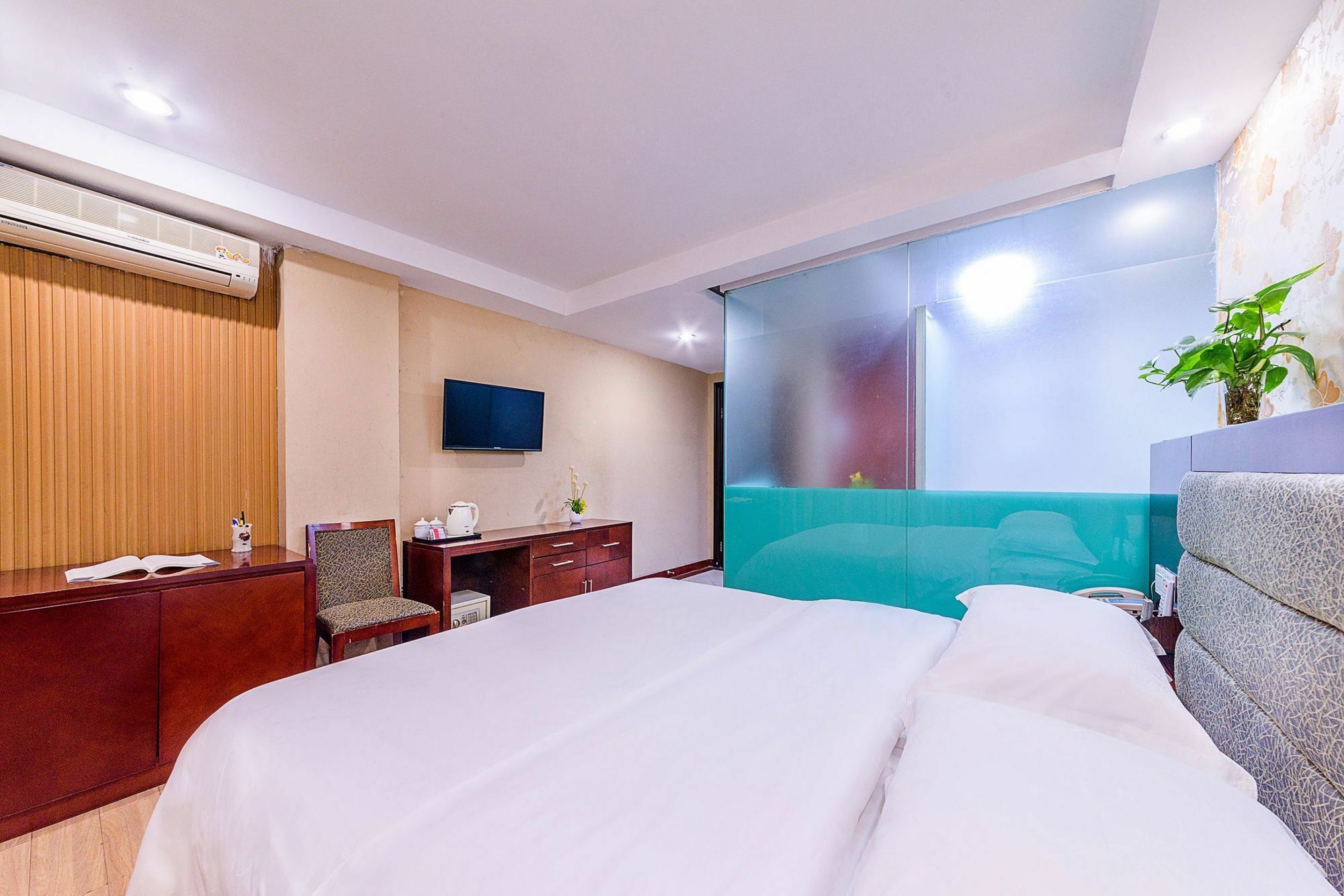 Kaiserdom Hotel -Guangzhou China Plaza Beijing Road Pedestrian Street Branch Exteriér fotografie